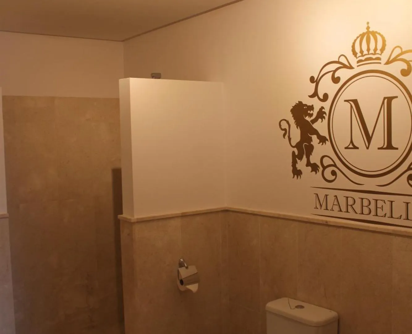 Elegant And Spacious Garden Apartment With Beautiful Views Ojen Spain