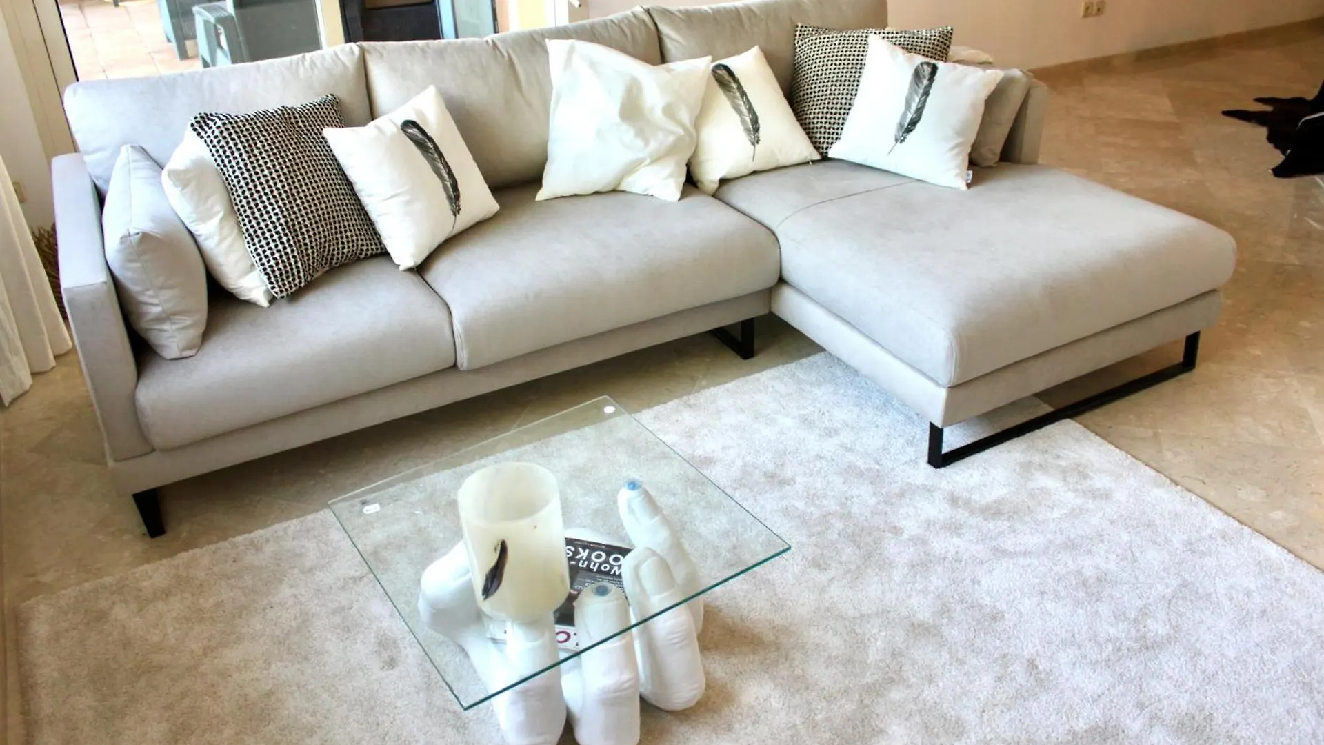 Elegant And Spacious Garden Apartment With Beautiful Views Ojén スペイン